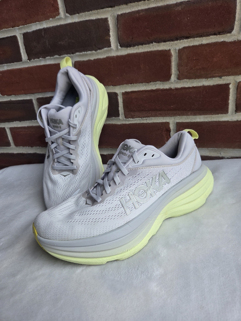 HOKA Bondi 8 Women’s Size 8 Gray Yellow Cushioned Running Shoes